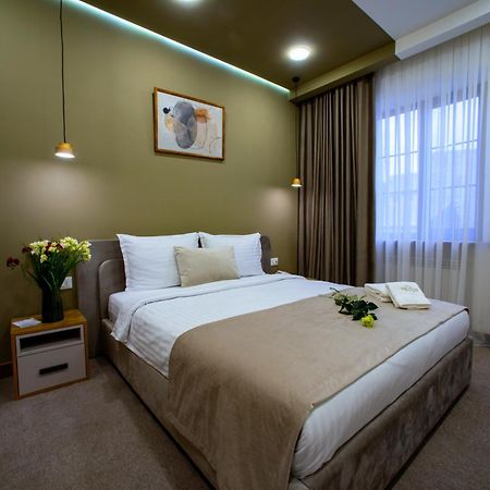 The House Hotel Yerevan Luaran gambar