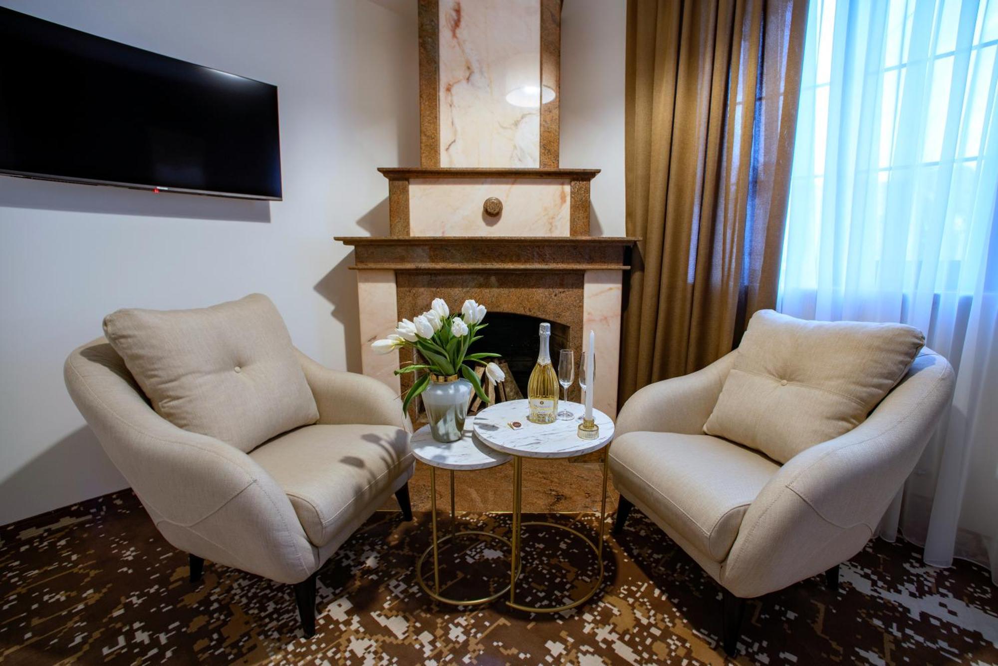 The House Hotel Yerevan Luaran gambar