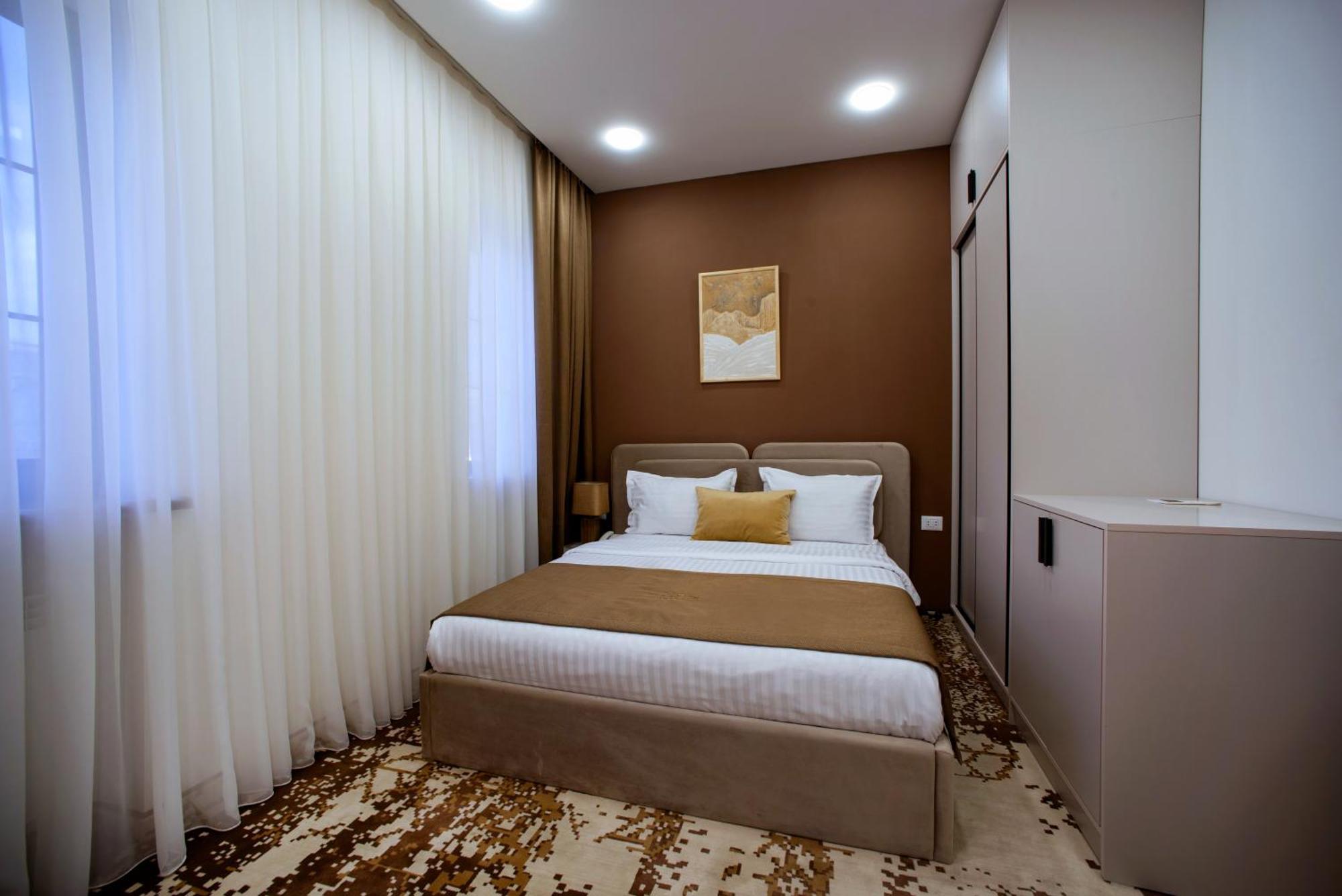 The House Hotel Yerevan Luaran gambar