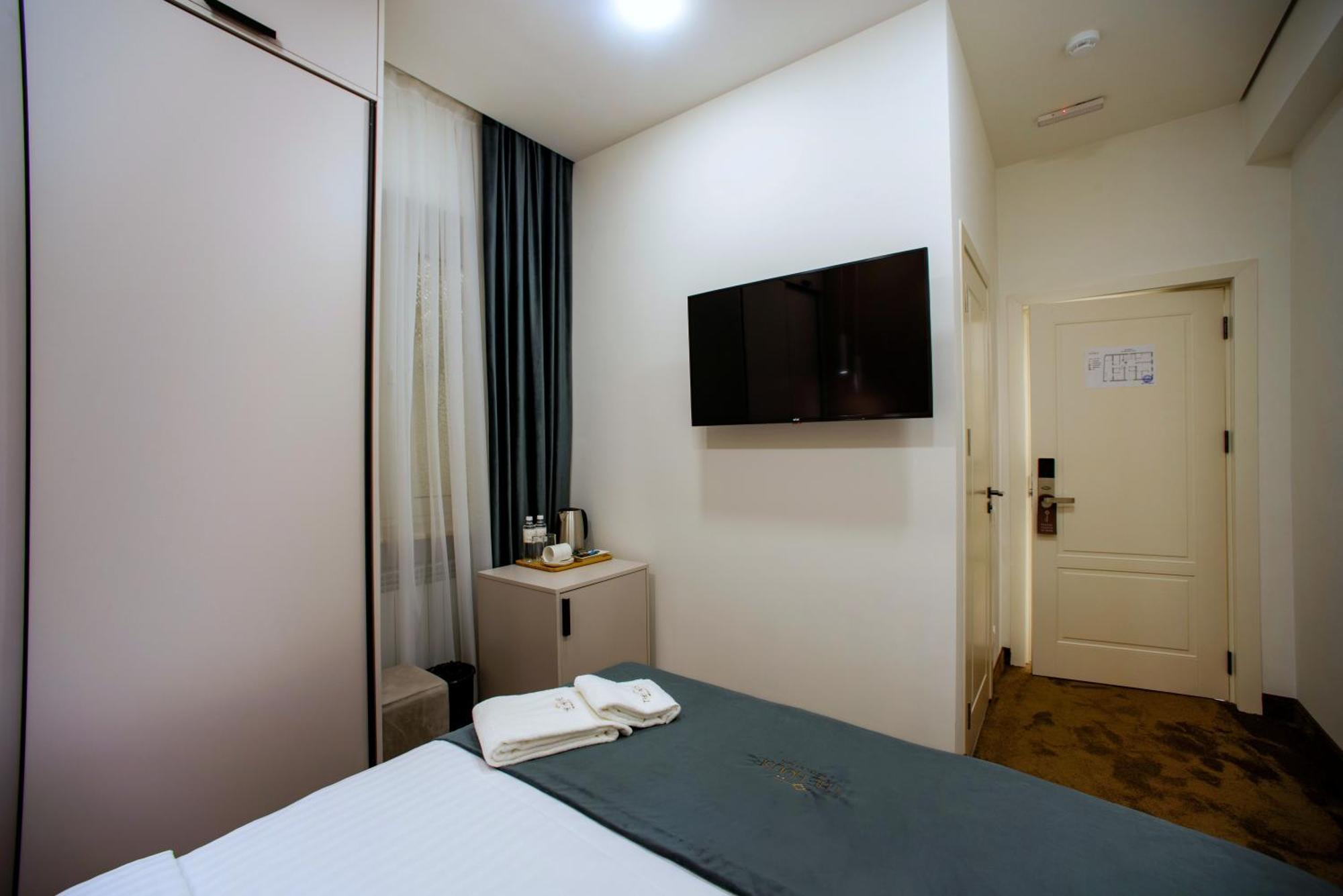 The House Hotel Yerevan Luaran gambar