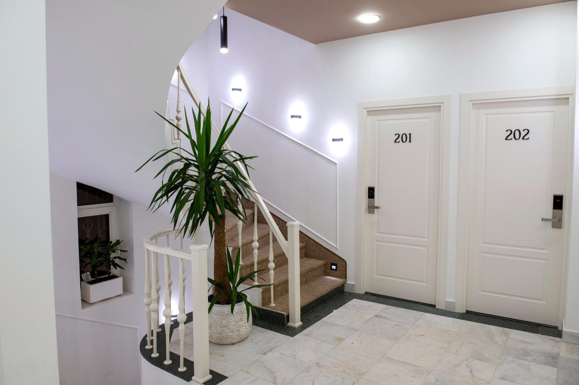 The House Hotel Yerevan Luaran gambar