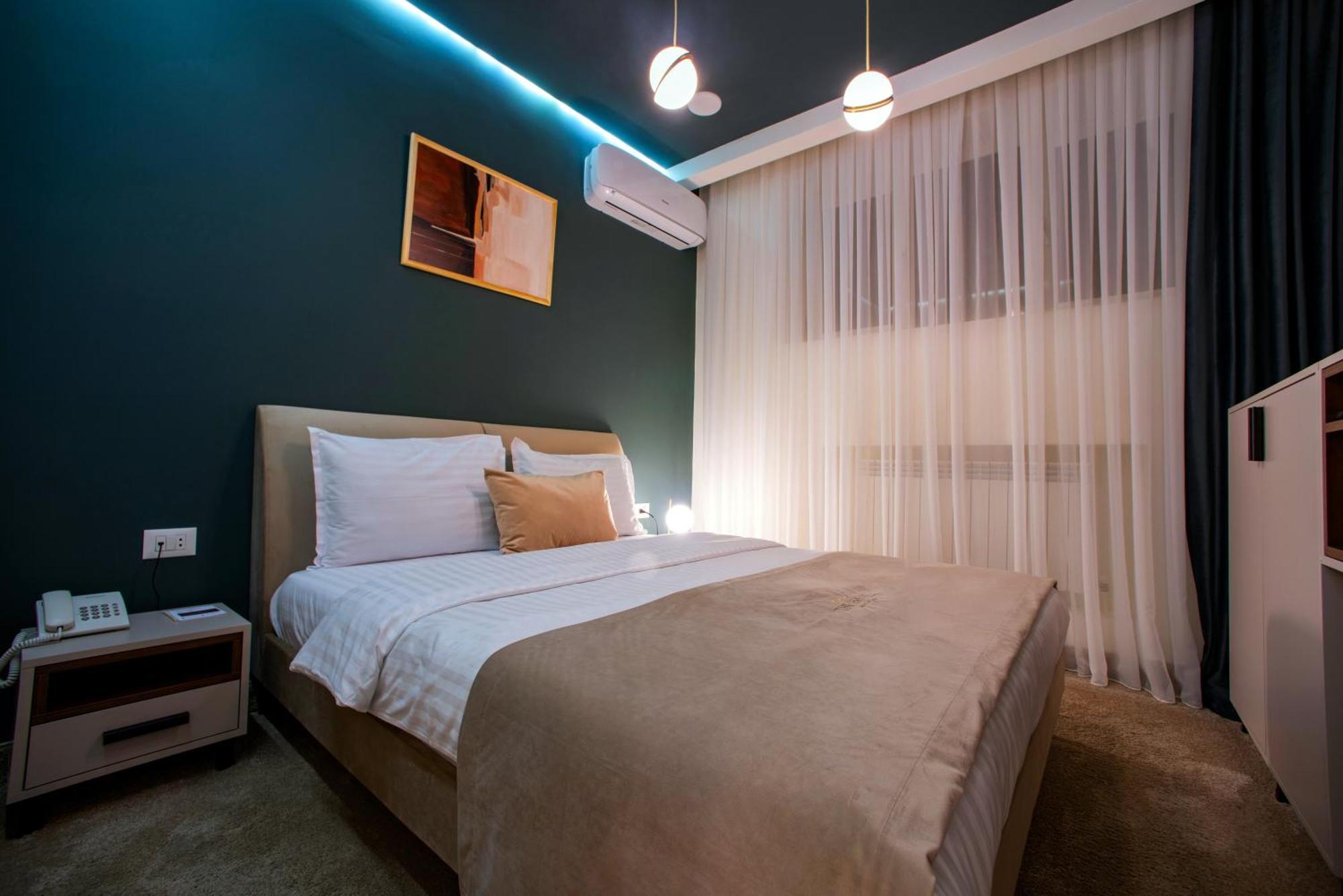 The House Hotel Yerevan Luaran gambar