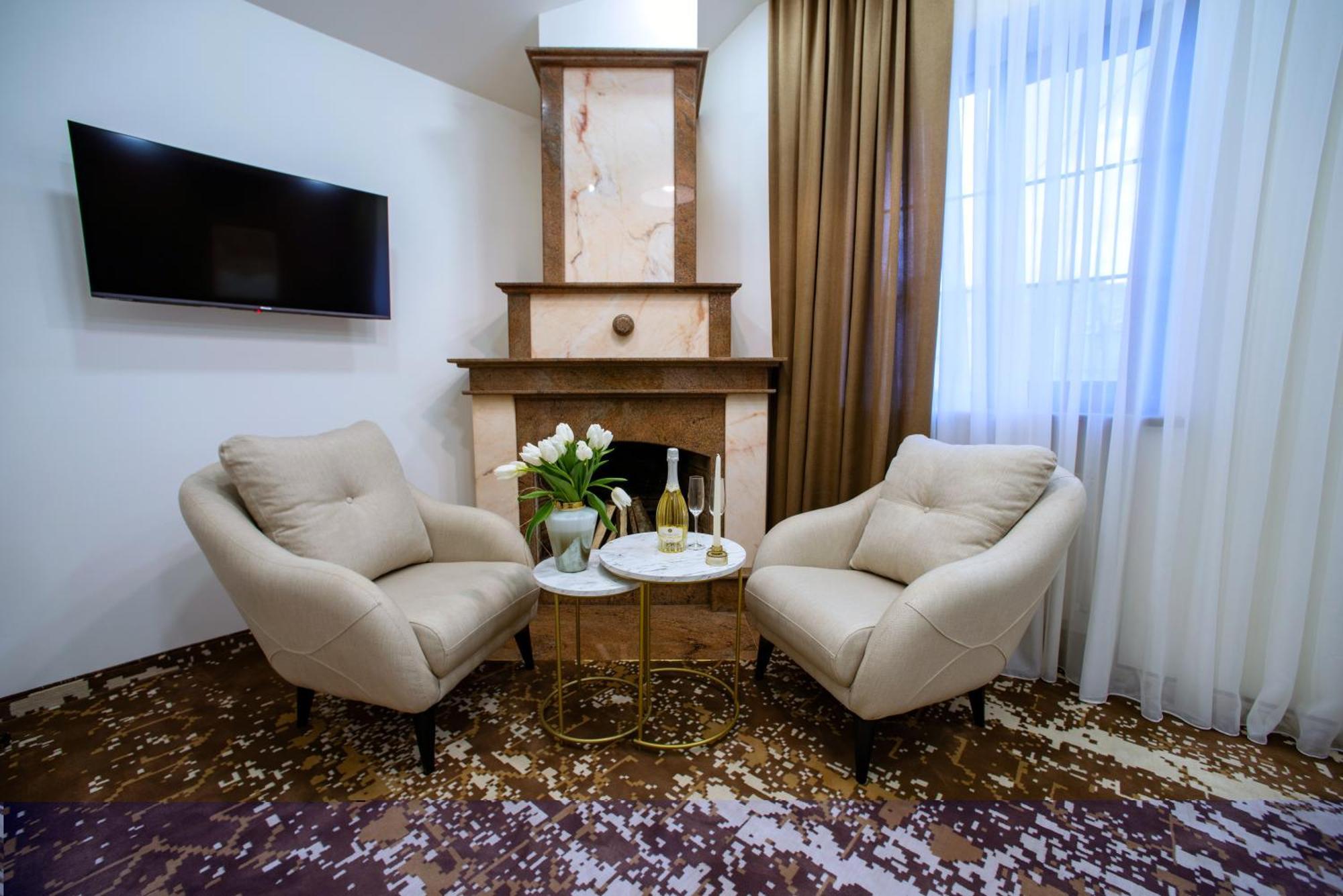 The House Hotel Yerevan Luaran gambar