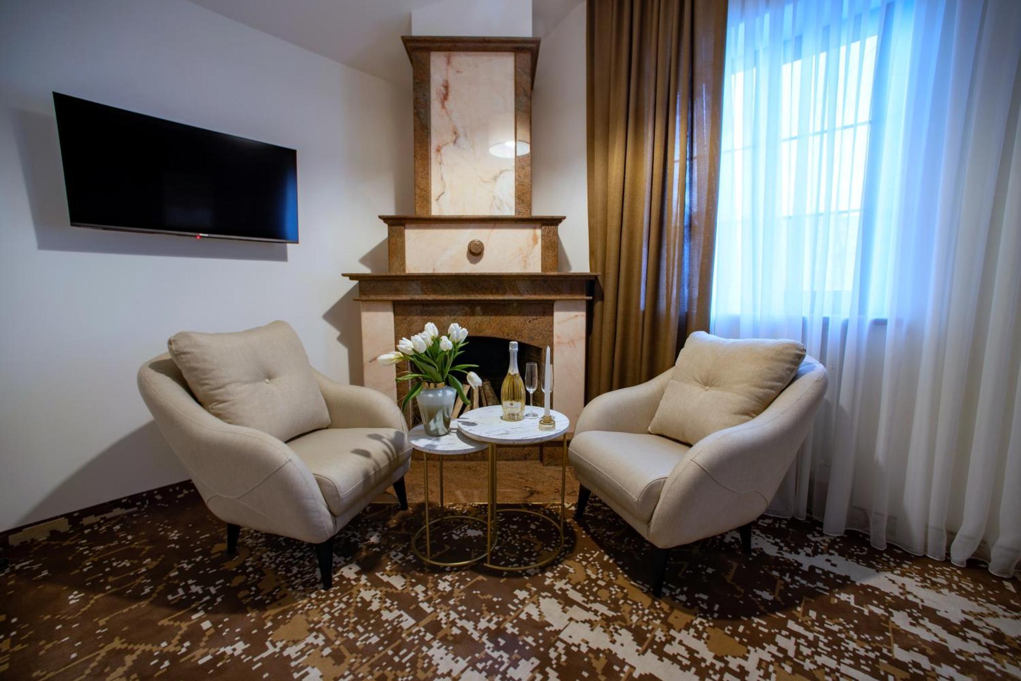 The House Hotel Yerevan Luaran gambar