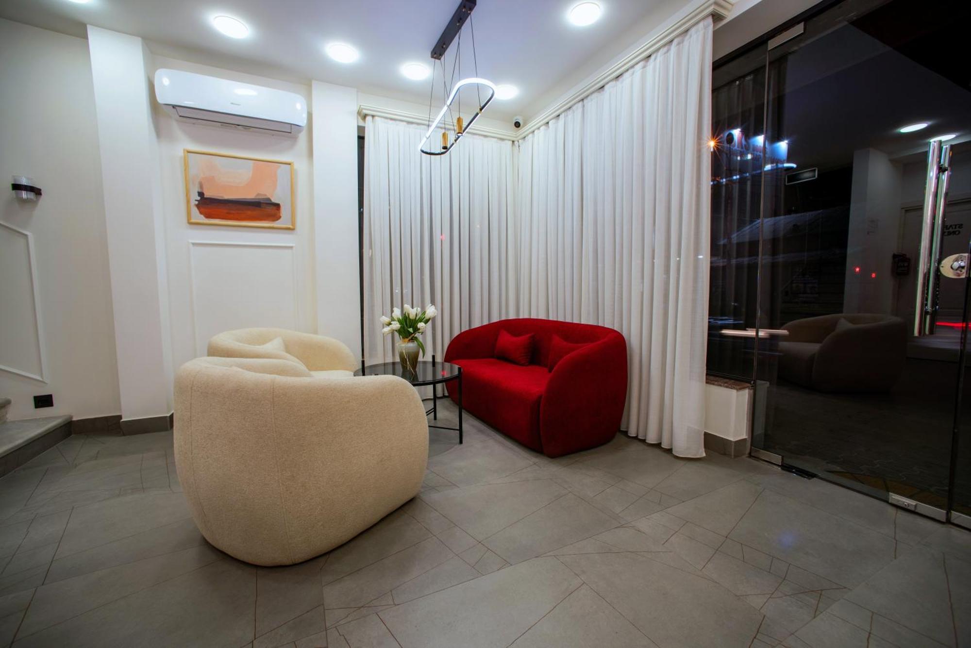 The House Hotel Yerevan Luaran gambar