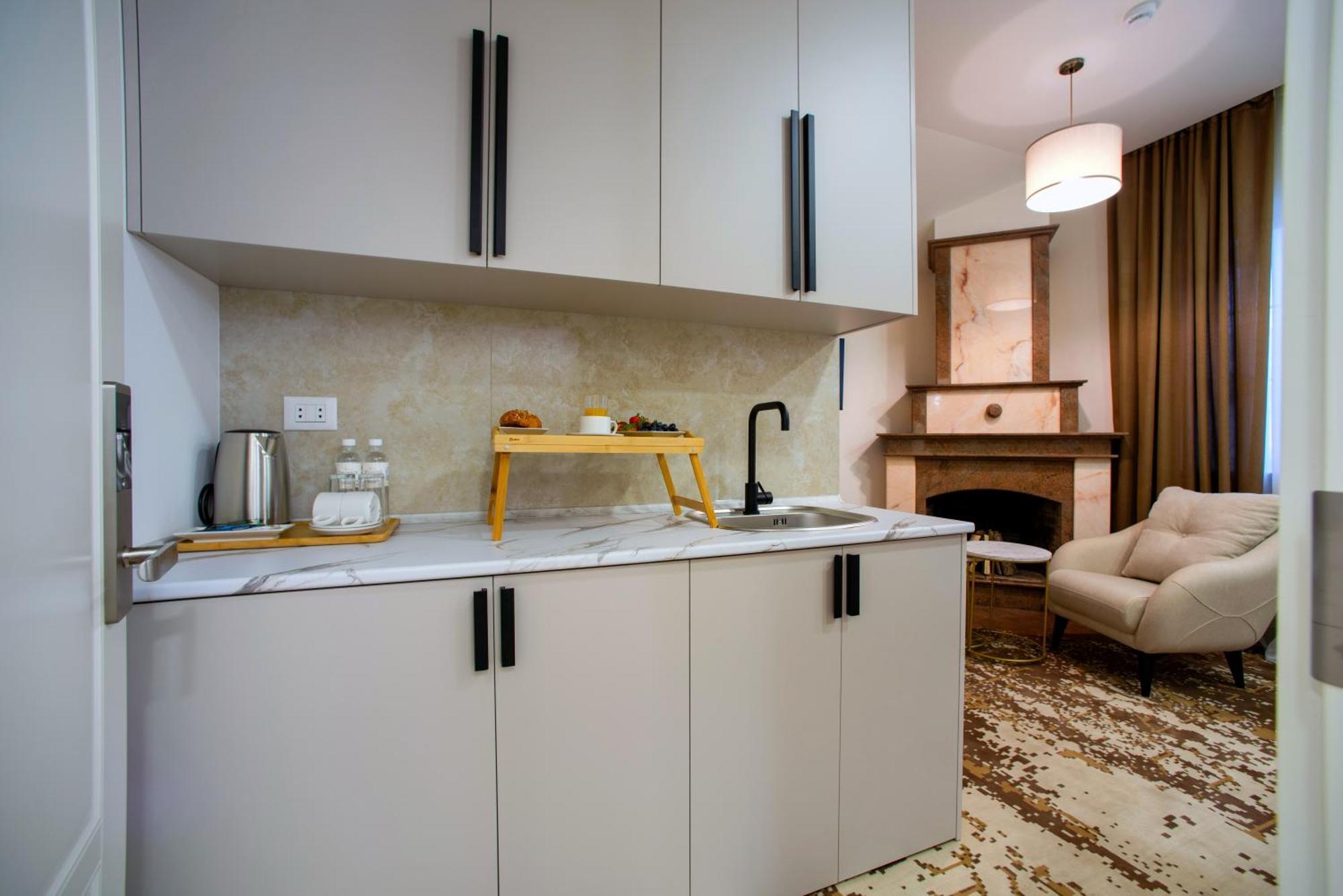 The House Hotel Yerevan Luaran gambar